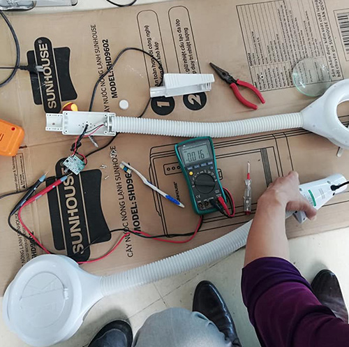 Sửa máy xông, đèn lúp, tủ hấp khăn